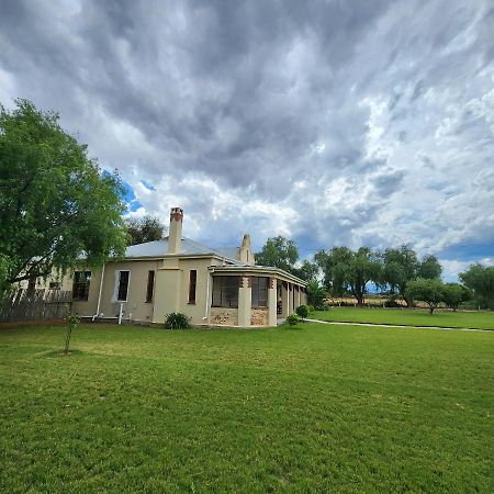 オーツホーン Karoo Leeu Self Cateringヴィラ エクステリア 写真
